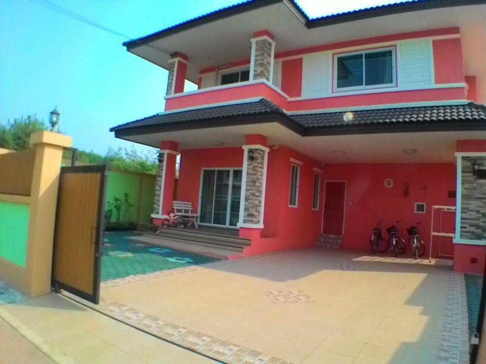 Orange Villa Chiang Mai Exterior foto